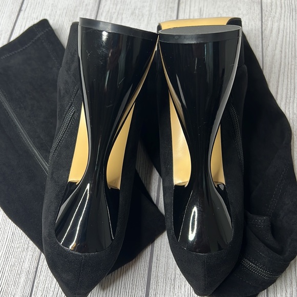 🔹 Dramatic Platform Heeled Boots - Picture 3 of 5